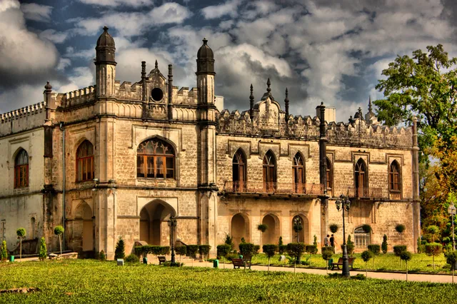 Dadiani Palace in Zugdidi viewed from the side β the Samegrelo State Historical and Architectural Museum