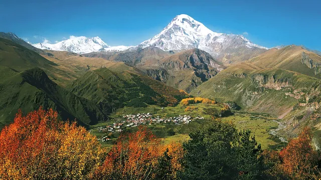 Tbilisi to Kazbegi by Car — Route, Road and Tips